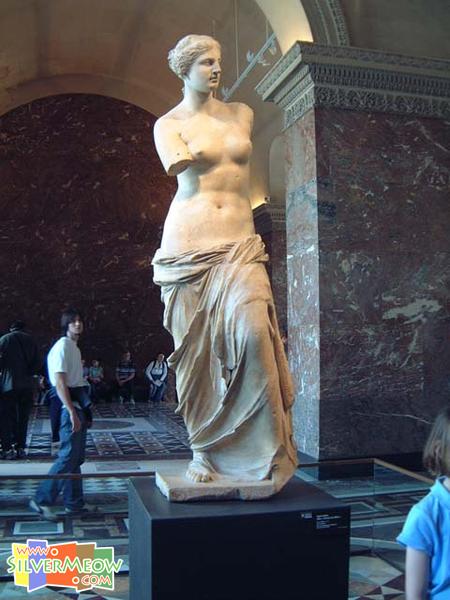 米洛岛的维纳斯 La Venus de Milo, 1820年在希腊米洛岛上发现, 约公元2世纪中作品