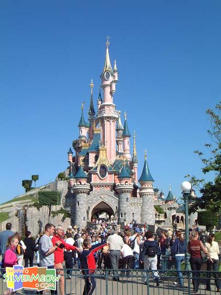 夢幻樂園 Fantasyland - 睡公主城堡 Sleeping Beauty Castle