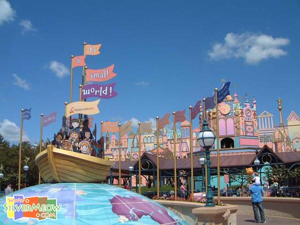 夢幻樂園 Fantasyland - 小小世界 It's a small world