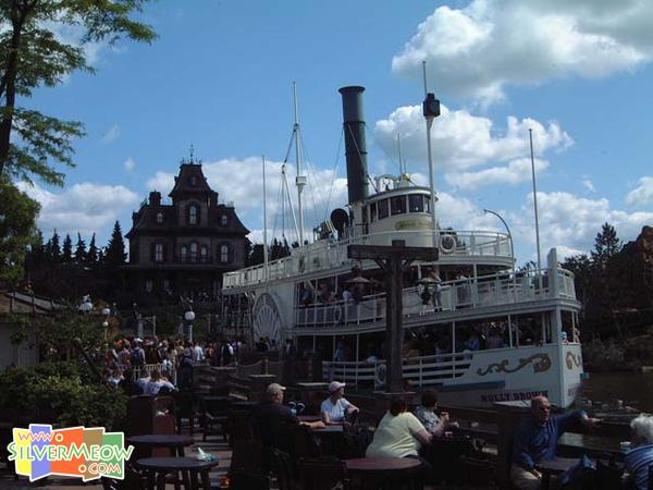 西部樂園 Frontierland - 豪華輪馬克吐溫號 Thunder Mesa Riverboat Landing