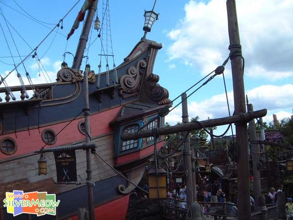探險樂園 Adventureland - 鐵鉤船長海盜船 Captain Hook's Pirate Ship