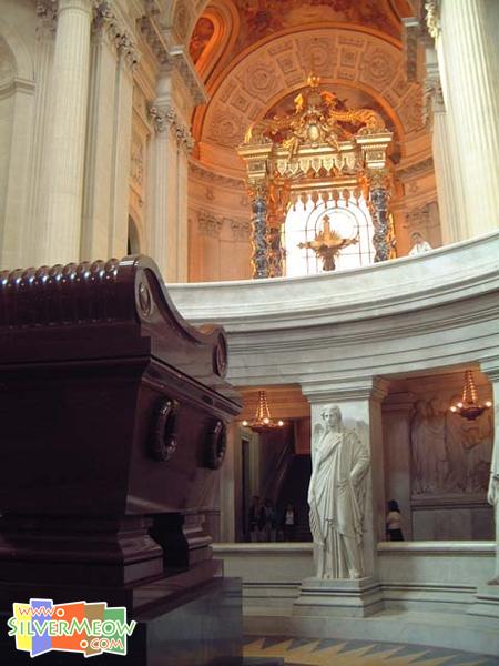 拿破崙棺塚 The Emperor's tomb