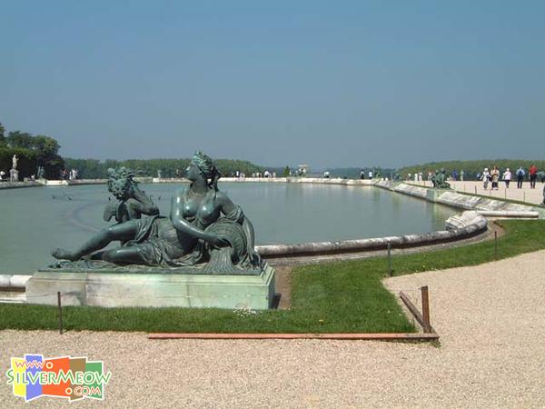 皇宮御花園 Parterre D'Eau