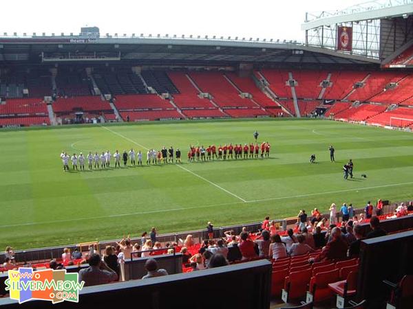 曼联奥脱福球场