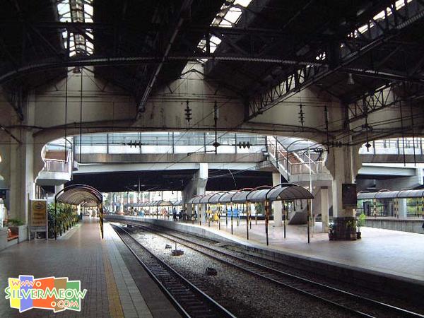 火車站月台