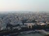 铁塔上鸟瞰巴黎市, 可以见到塞纳河及凯旋门