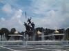 七勇士青銅塑像 - 紀念共產黨造亂時犧牲的英雄